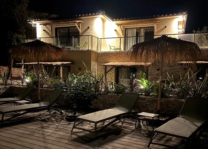 Maison Mahana