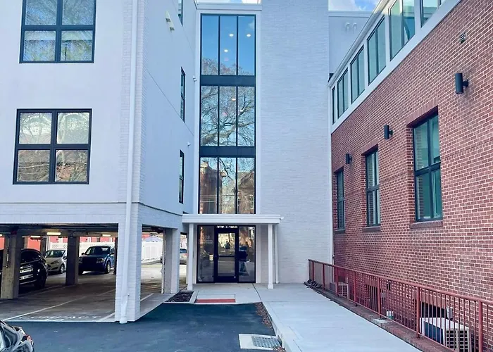 Central 2Br Near Yale Wifi With Washer And Dryer