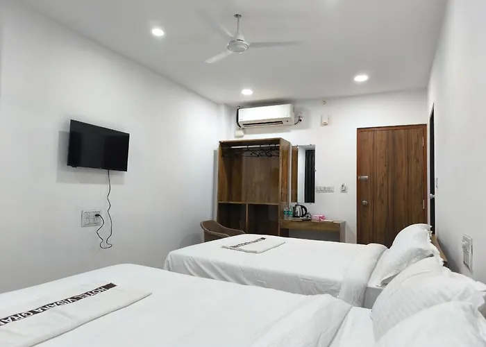 Hotel Visara Grand