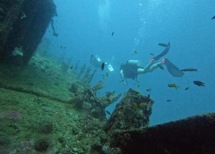 Island Scuba