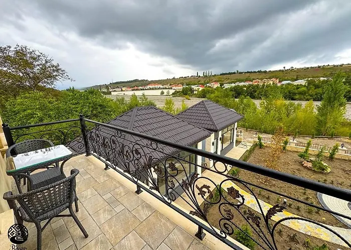 River Hotel Restaurant