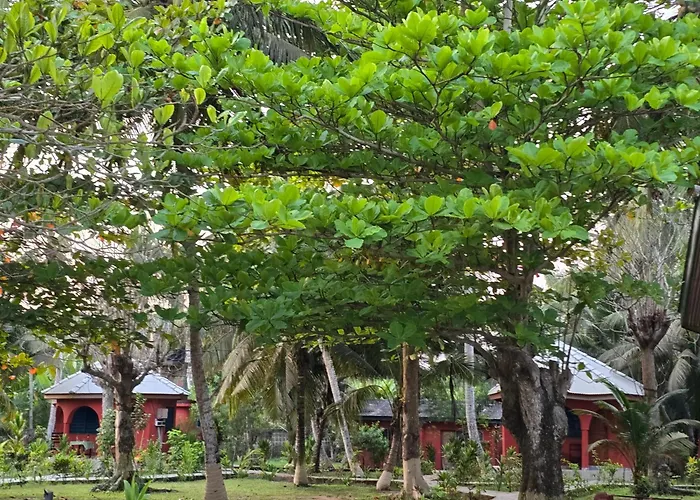 Hideout Lodge