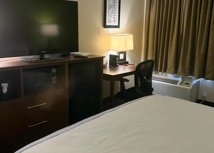 Coratel Plus Suites By Jasper Black River Falls