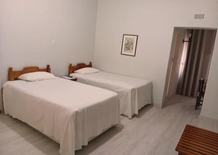 The Village Inn Hotel, Nyanga