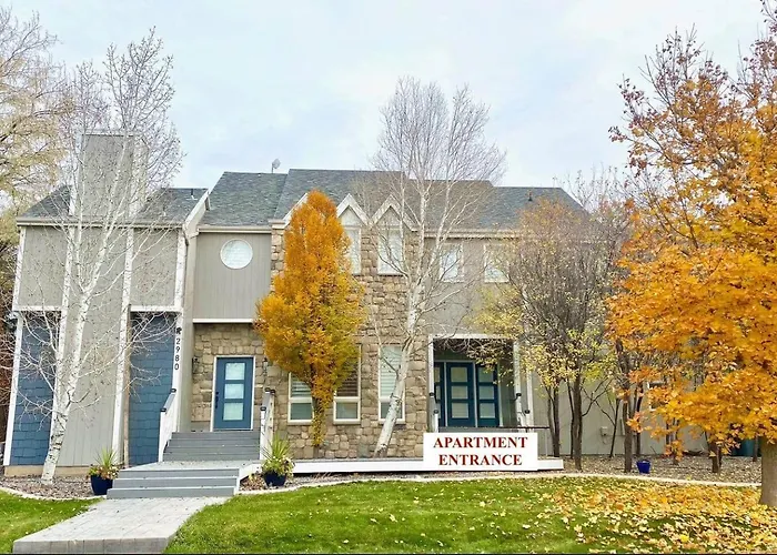 Lehi East Bench Private Apt!