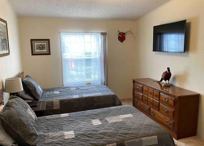 High Plains Hideout 3 Bedrooms 2 Baths