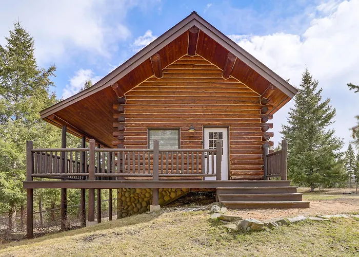 Wild Adventures In Eureka! Amish-Crafted Cabin