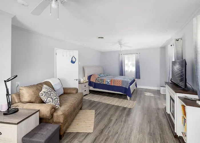 Huntersville Comfy Oasis