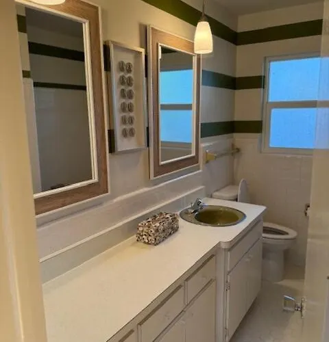 Cool Ranch Home With Heated Pool Near Beach