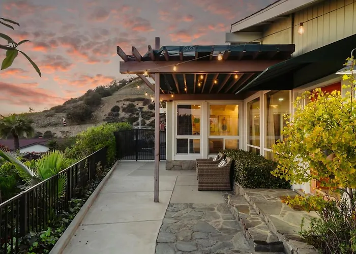 Luxury Overlooking