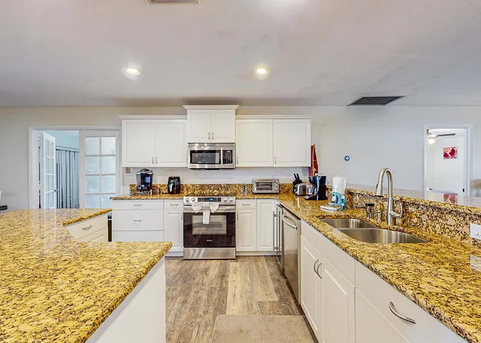 Lakefront Home With Water Views, Foosball, Screened Porch, & Private W/D
