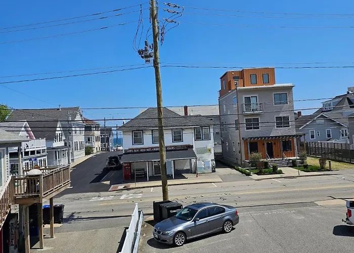 Across The Street From The Beach Pet Friendly