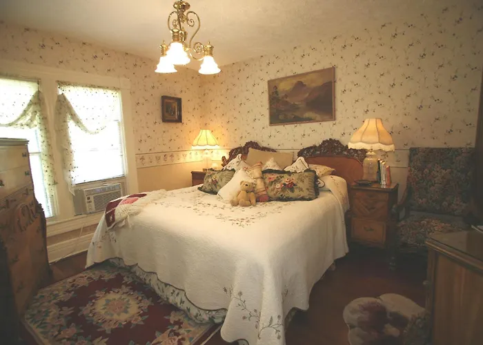 T C Smith Historic Inn Bed And Breakfast