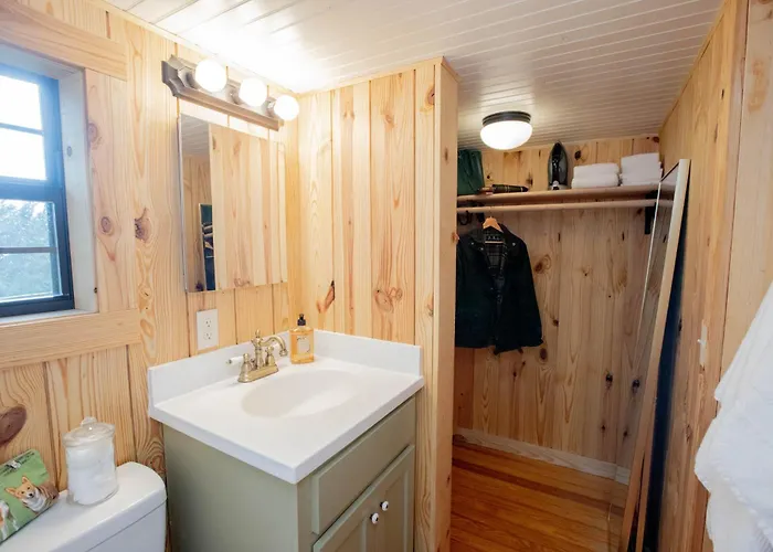 Little Pine Lodge At Saddlecreek