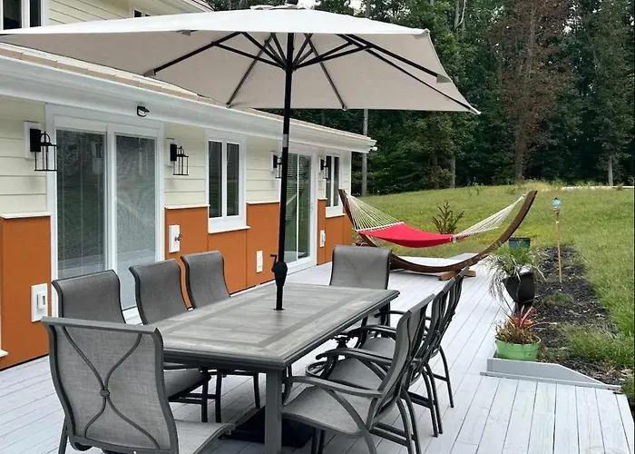 Luxury Private Estate With 6 Bedrooms In Leesburg