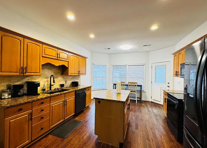 Nmb Great 5 Bdr House