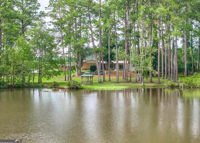 Waterfront Retreat - Sleeps 18 -Game Room -Gym