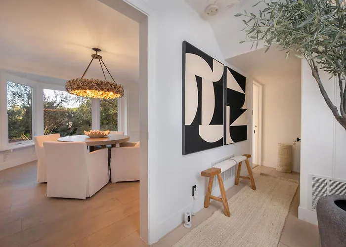 The Ultra-Luxury Escape In Coldwater Canyon