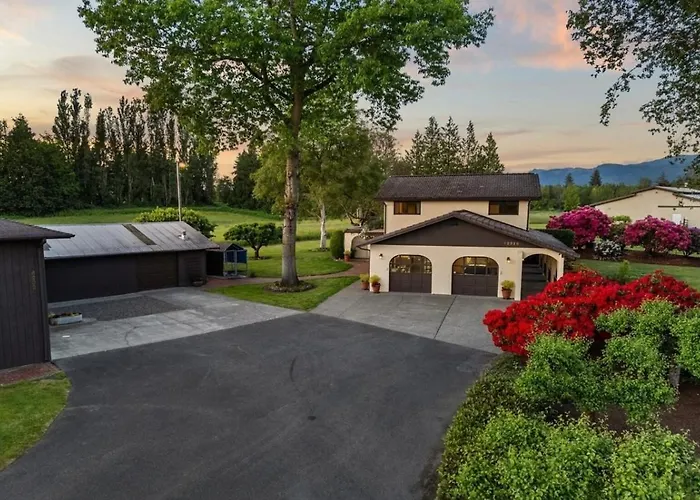 Villa Mt Rainier