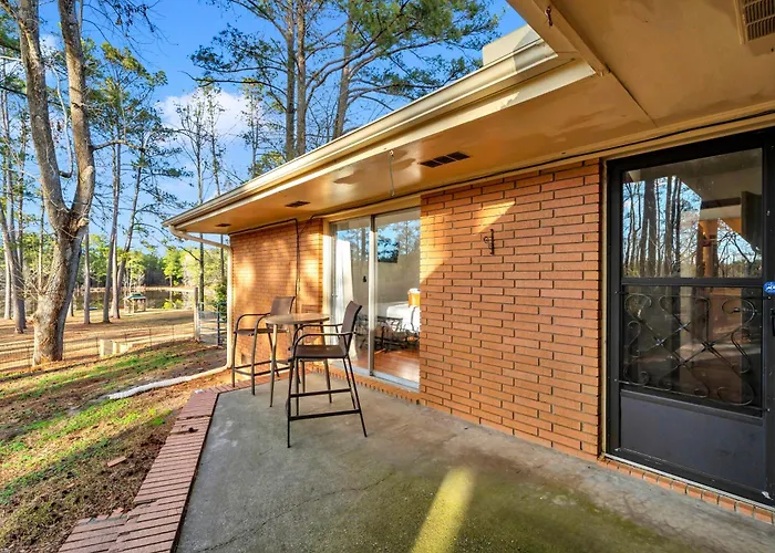 Waterfront Retreat - Sleeps 18 -Game Room -Gym