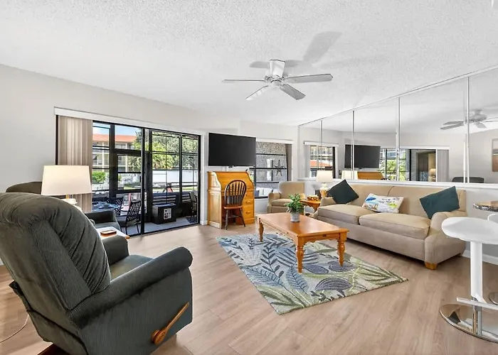 2Brcondo In Palm Harbor With Pool
