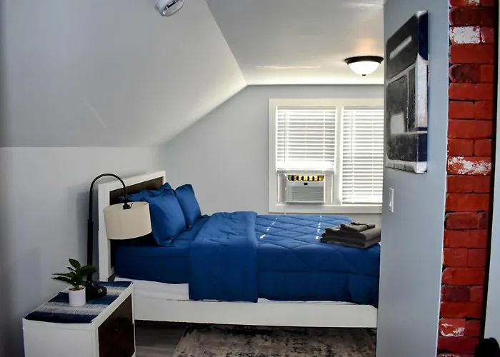 Spacious 5-Bedroom Family Home