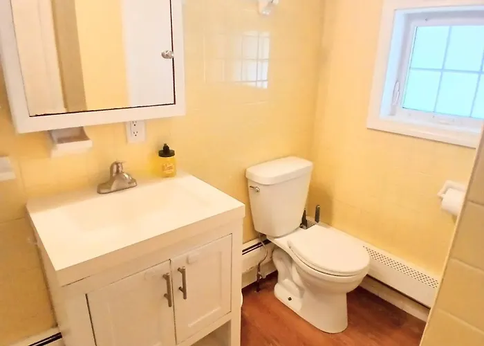 Cozy 3Bd Cottage 8 Min To Beach Pet Friendly