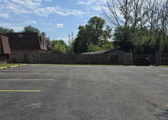 Cozy2Bd Aurora Chgolnd Freeparkg Sleeps6 Freewi-Fi