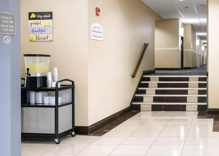 Comfort Inn & Suites Meriden East