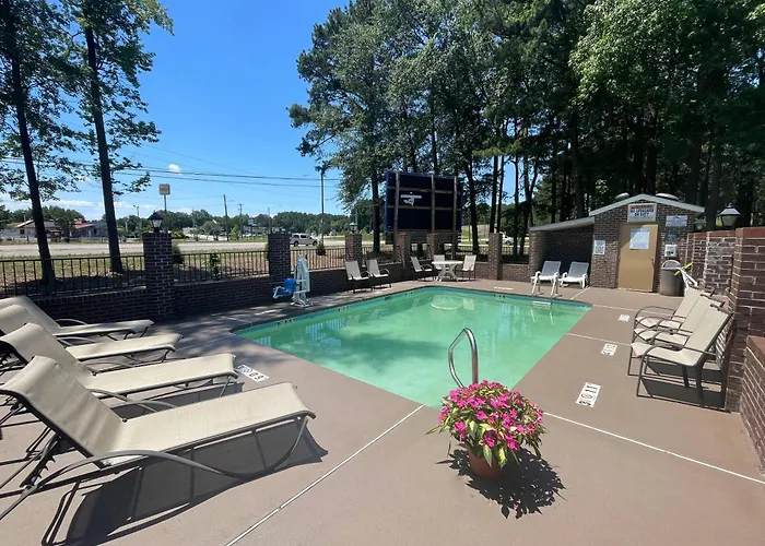 Quality Inn Kenly I-95