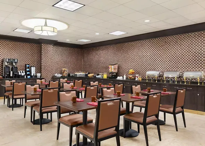 Garner Hotel Totowa By Ihg
