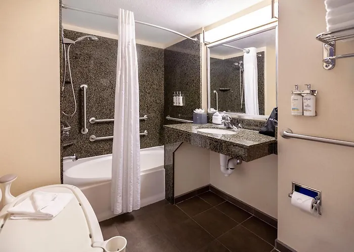 Holiday Inn & Suites Scottsdale North - Airpark By Ihg