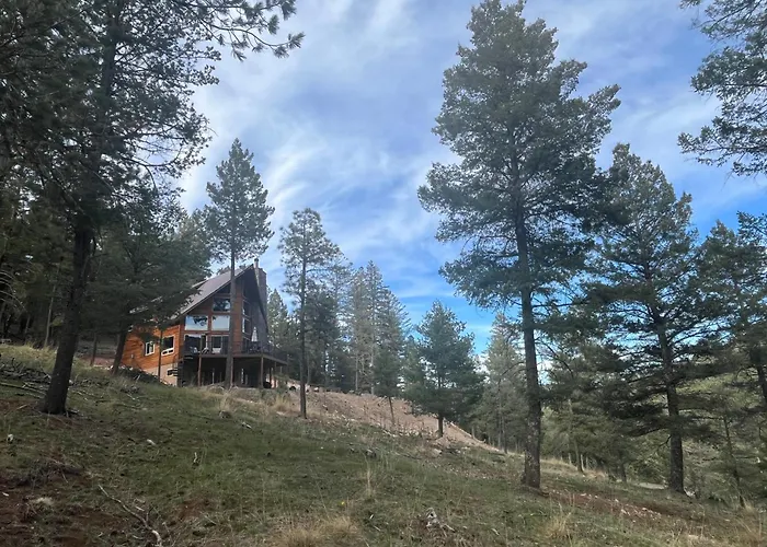 Quiet Cabin In The Sacramentos