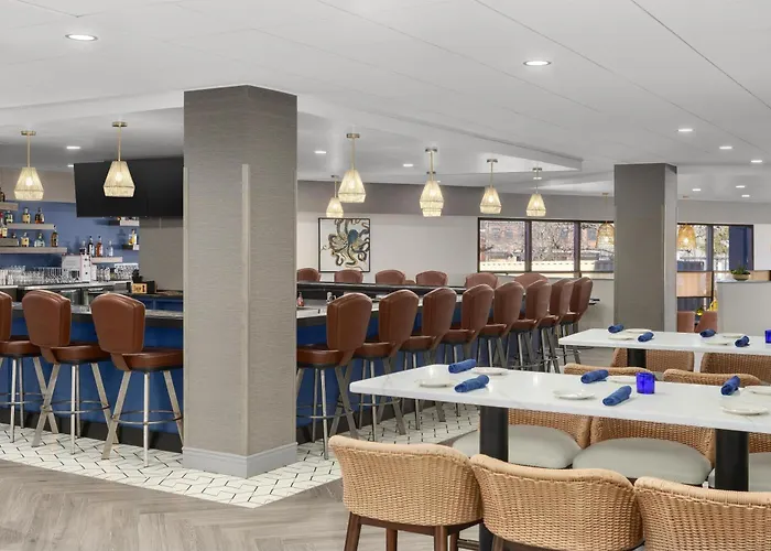 Doubletree By Hilton Salisbury