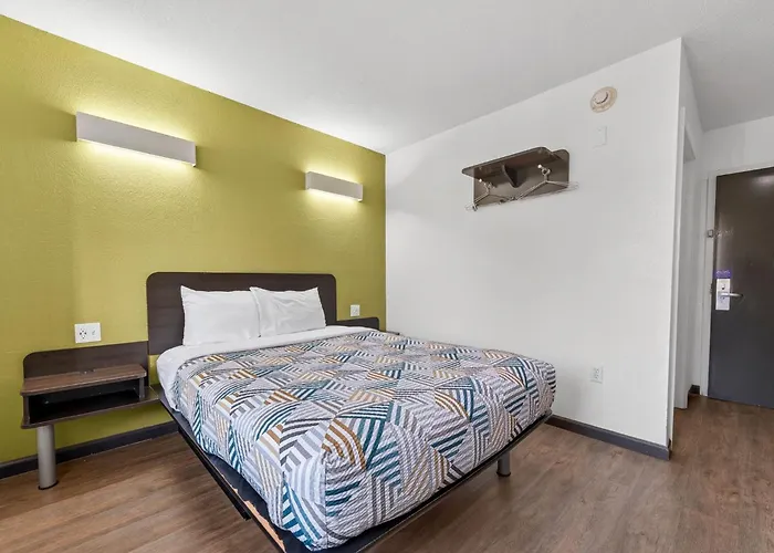 Motel 6-Gastonia Charlotte I-85