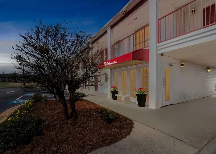 Red Roof Inn & Suites Wilson