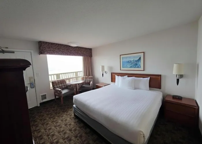 Seagrass Oceanfront Inn