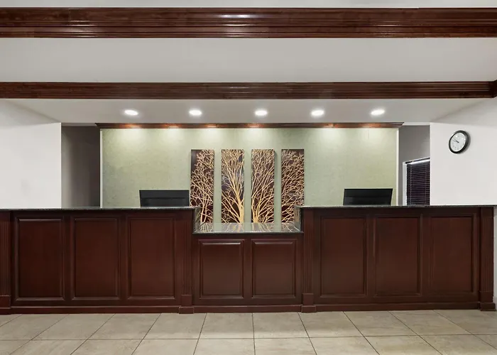 La Quinta By Wyndham Savannah Airport - Pooler