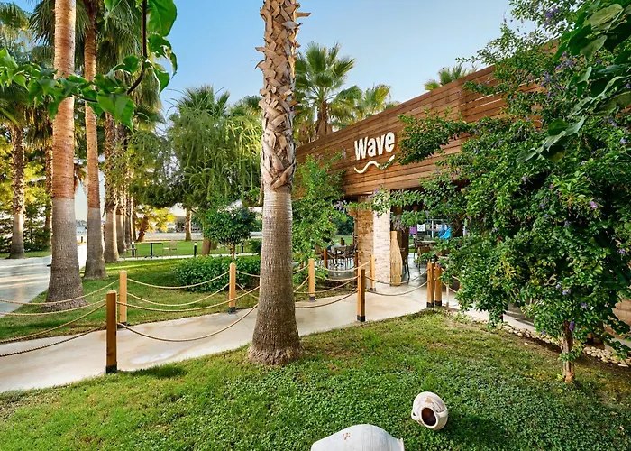 Royal Garden Beach Hotel