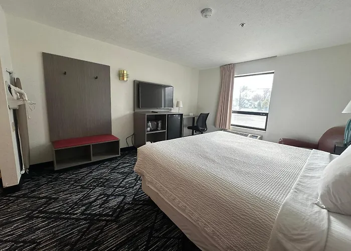 Ramada By Wyndham Strasburg Dover