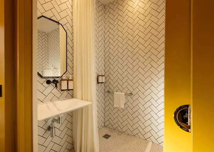 COQ Hotel Paris