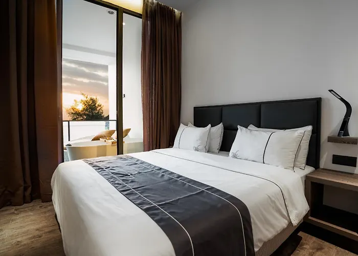 White Boutique Hotel And Residences Sihanoukville