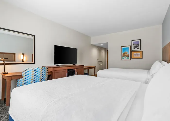 Hampton Inn & Suites Claremore