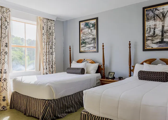 Arlington Resort Hotel & Spa