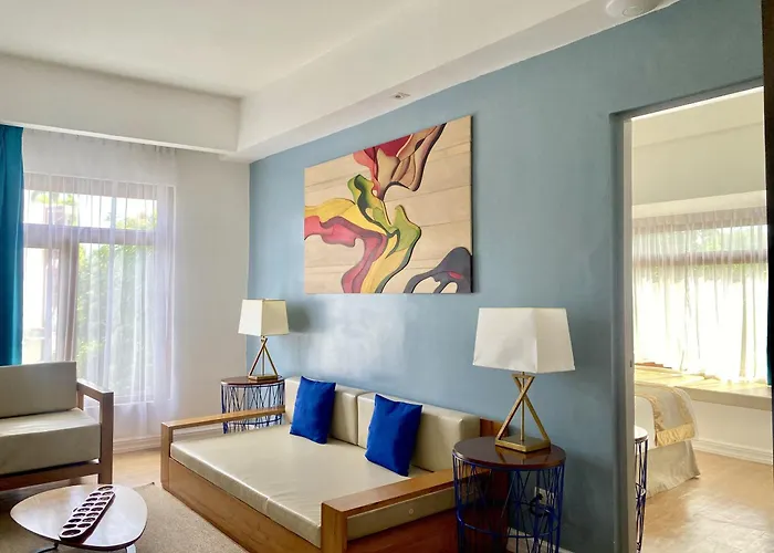 Ferra Hotel And Garden Suites
