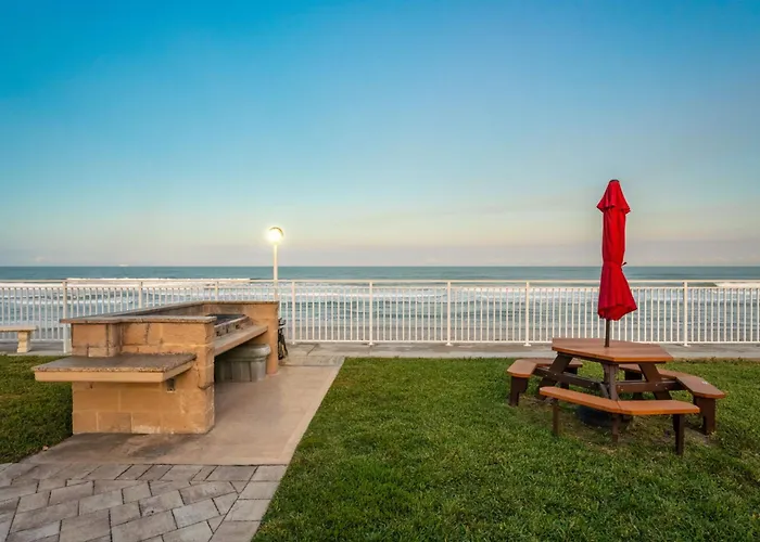 Paradise Beach Club - Oceanfront And Penthouse