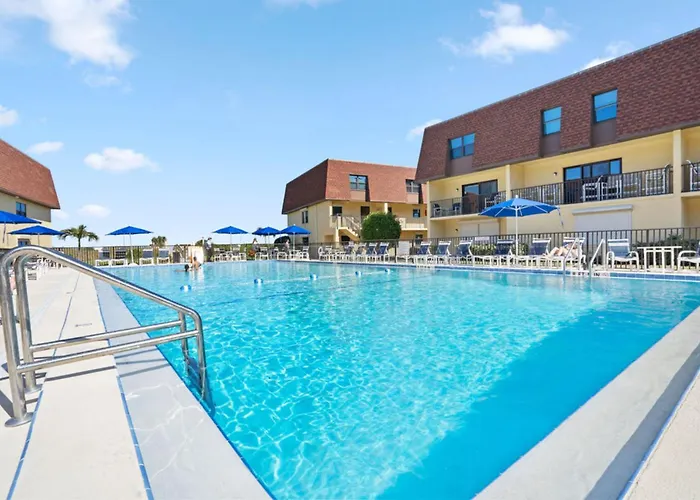 Cocoa Beach Club - Oceanfront Condos With Pool Next To Pier And Port Canaveral