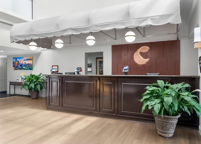 Comfort Inn & Suites Suwanee - Sugarloaf