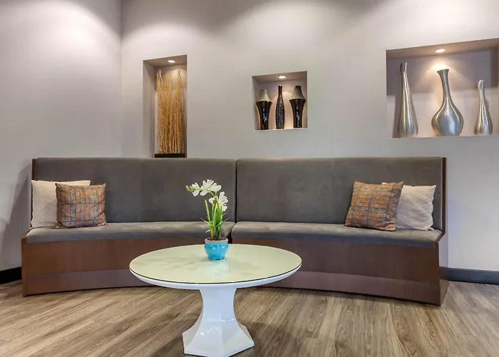 Cambria Hotel Denver International Airport