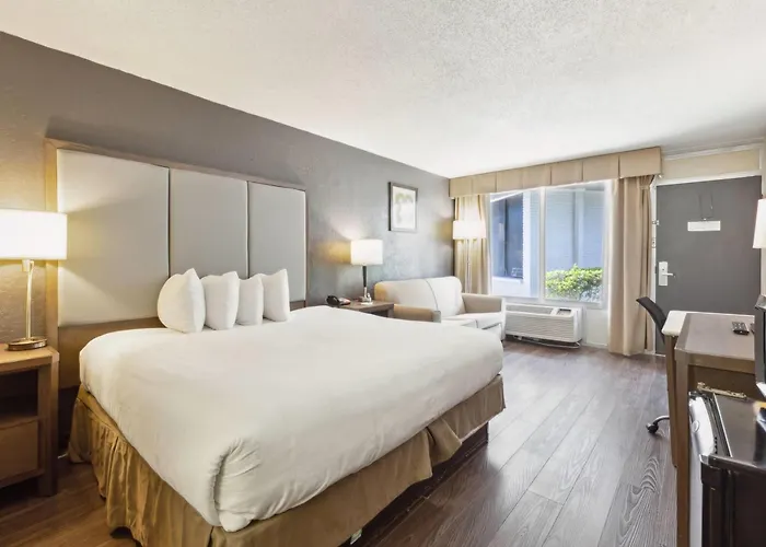 Ramada By Wyndham Houma